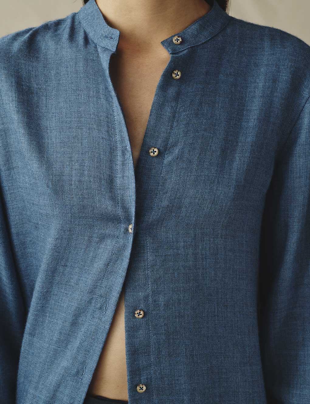 The Everyday Shirt in Silk Cashmere 5 The Everyday Shirt in Silk Cashmere
